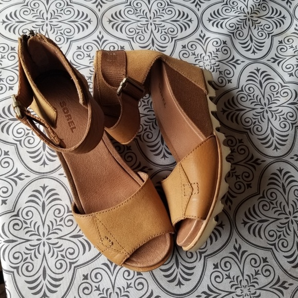 Sorel Shoes - Sorel Sandals like new